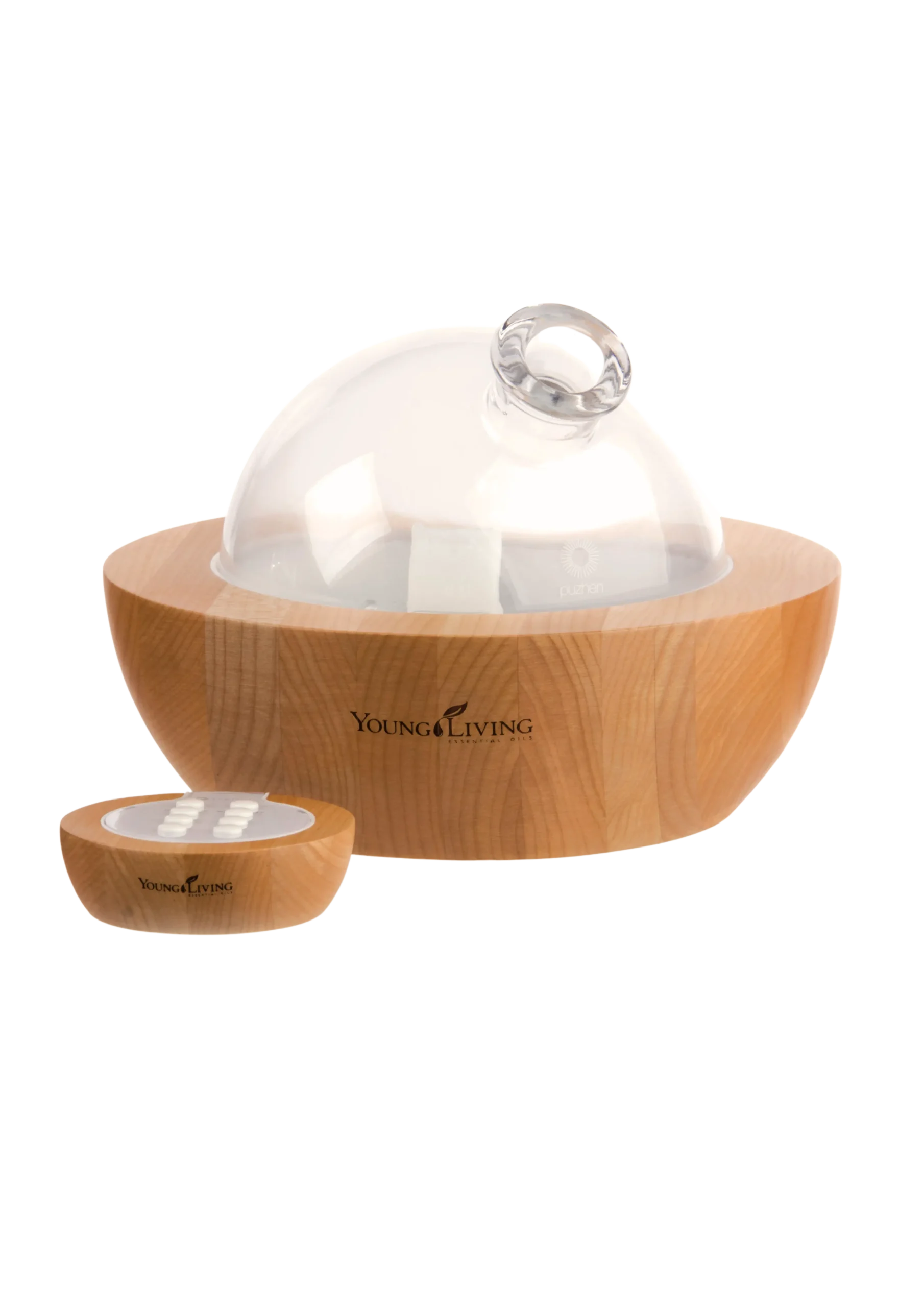 Aria Ultrasonic Diffuser van Young Living met glazen diffuserkap, houten basis, ultrasone verneveling, LED-verlichting en ingebouwde speakers.