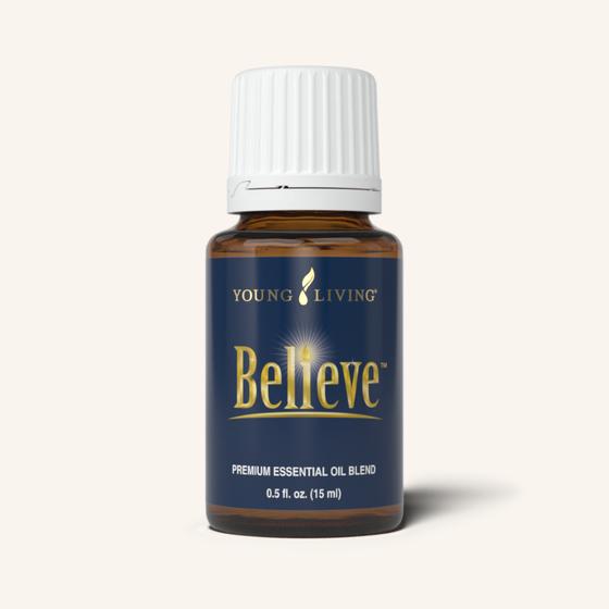 Believe™ etherische olieblend van Young Living met een warm, houtachtig en bloemig aroma voor aromatherapie en dagelijks gebruik.