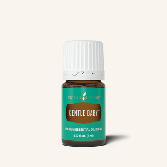 Gentle Baby™ etherische olieblend van Young Living met een zachte, warme en bloemige geur voor aromatherapie en dagelijks gebruik.