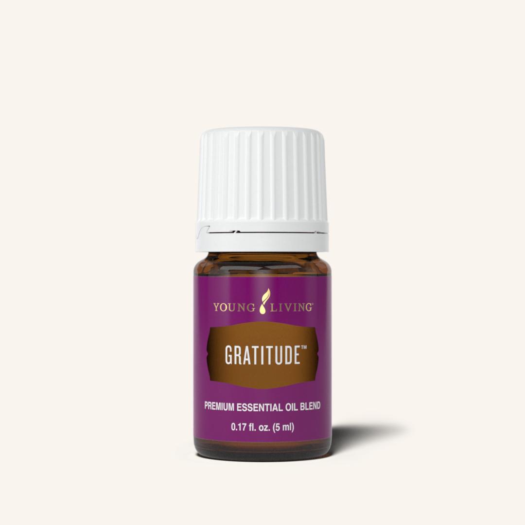 Gratitude™ etherische olieblend van Young Living met een warm, bloemig en houtachtig aroma voor aromatherapie en dagelijks gebruik.