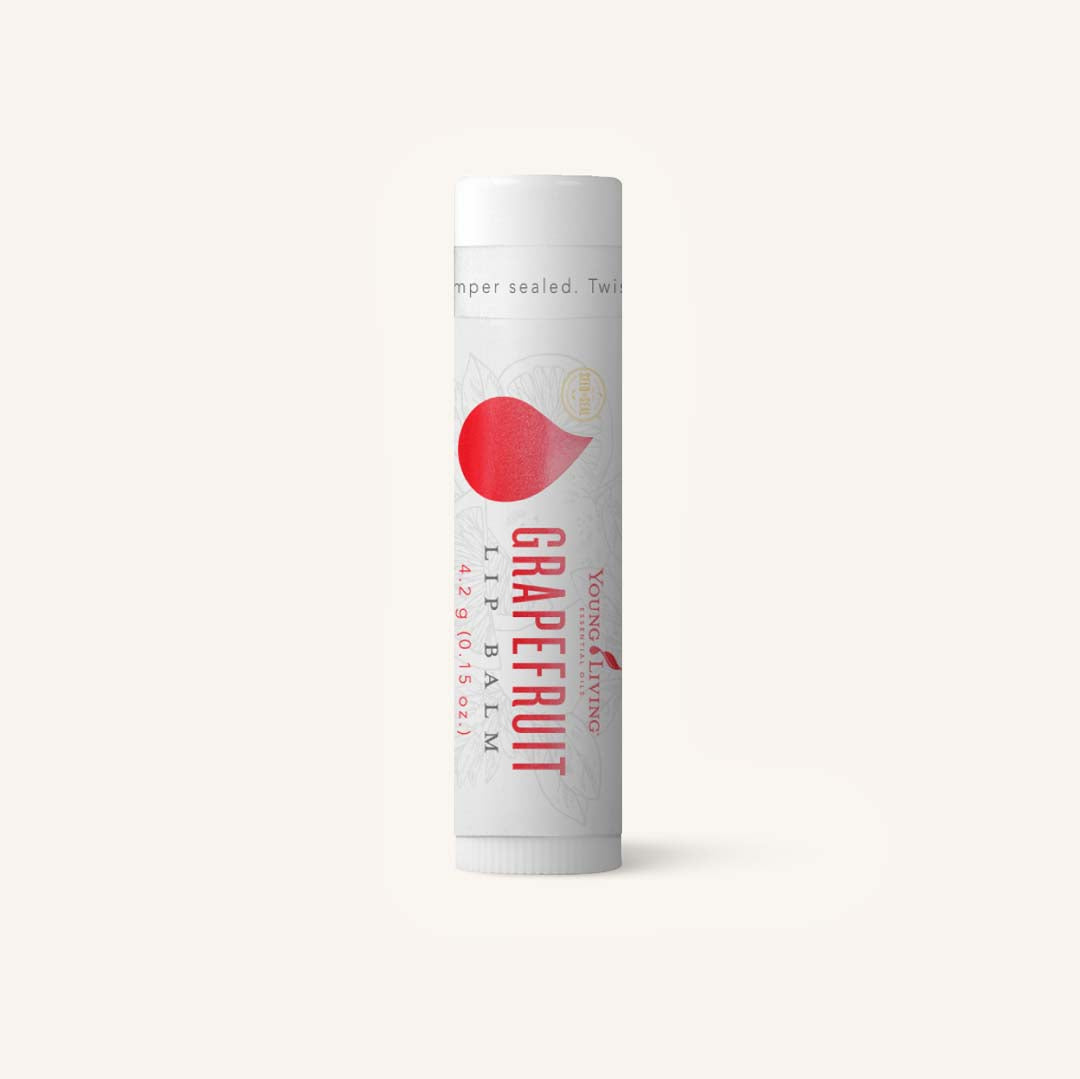Young Living Grapefruit Lip Balm met grapefruit essentiële olie, kokosolie en jojobaolie voor zachte, gehydrateerde en verzorgde lippen.