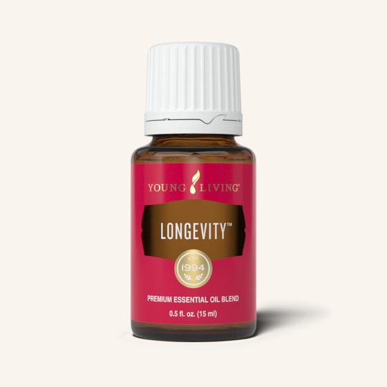 Longevity™ etherische olieblend van Young Living met een warm, kruidig en houtachtig aroma voor aromatherapie en dagelijks gebruik.