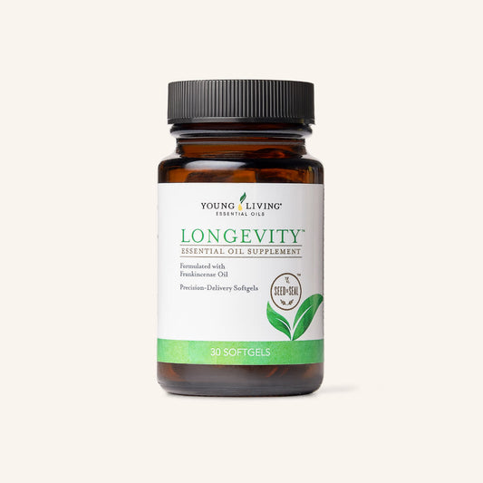 Young Living Longevity™ Softgels met 30 softgels en een exclusieve melange van sinaasappel-, tijm-, kruidnagel- en wierookolie.