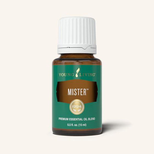 Mister™ etherische olieblend van Young Living met Hinoki, Idaho Blue Spruce, Black Spruce en Cedarwood uit de Young Living Men's Collection.