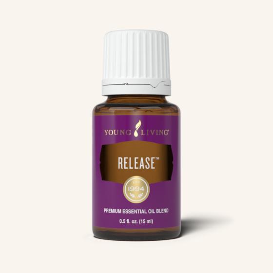 Young Living Release™ etherische olieblend met Frankincense, Royal Hawaiian Sandalwood™, Blue Tansy, Lavendel, Geranium en Ylang Ylang voor aromatherapie en dagelijks gebruik.