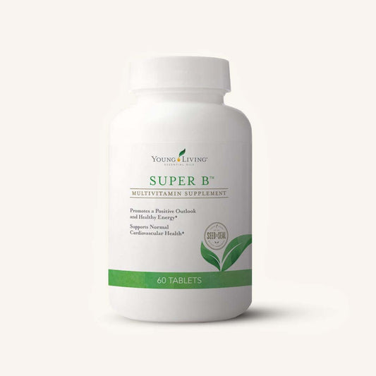 Young Living Super B® met 60 capsules, compleet vitamine B-complex met biologisch beschikbare mineralen en nootmuskaatolie.