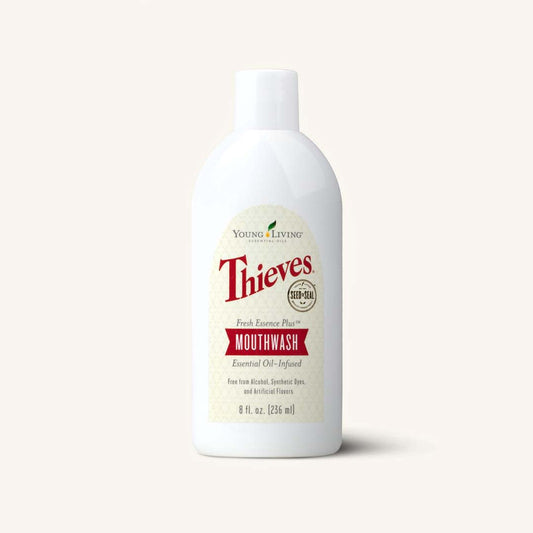 Young Living Thieves® Fresh Essence Plus Mouthwash 236 ml, alcoholvrij en fluoridevrij mondwater met de exclusieve Thieves®-blend voor een langdurig frisse adem.