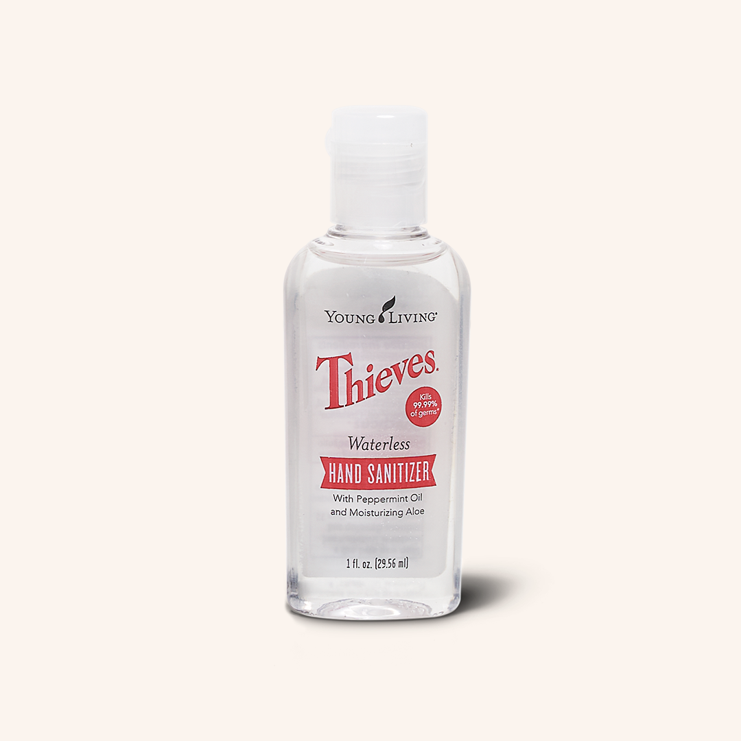Young Living Thieves® Waterless Hand Purifier 29,5 ml, waterloze handreiniger met de exclusieve Thieves®-blend en verzorgende aloë vera.